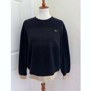Nike Black & Gold Oversized Logo Crewneck Fleece Pullover Sweater Size Medium